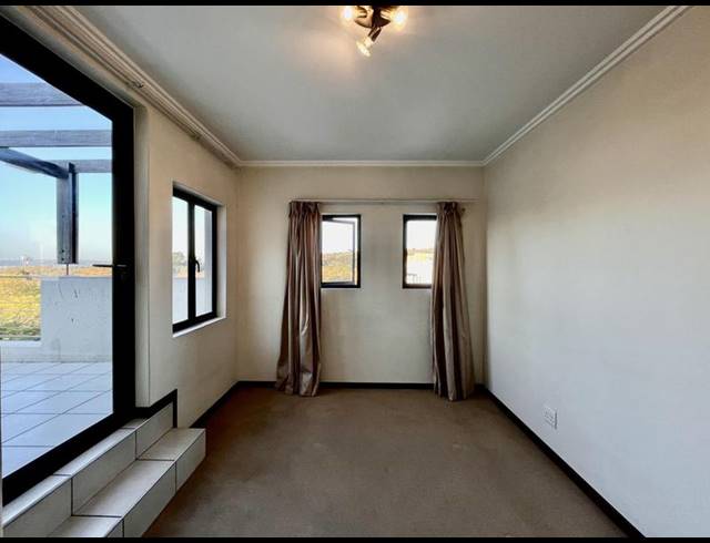 1 BEDROOM APARTMENT FOR SALE IN PAULSHOF